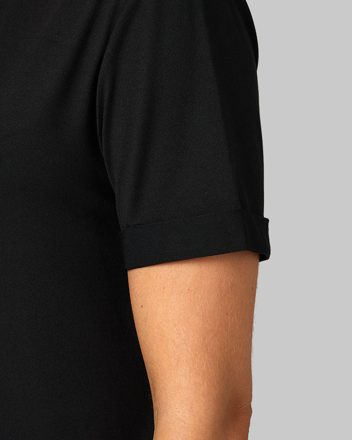32 Degrees Black _ Women's Cool Relaxed Sleep T-Shirt {model: Bruna is 5'7 and size 4, wearing size S}{bottom}{right} {bottom}{right}