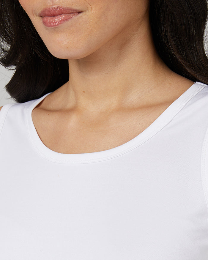 32 Degrees White _ Womens Cool Relaxed Sleep Tank {model: Hali is 5'9" and size 4, wearing size S}{bottom}{right} {bottom}{right}