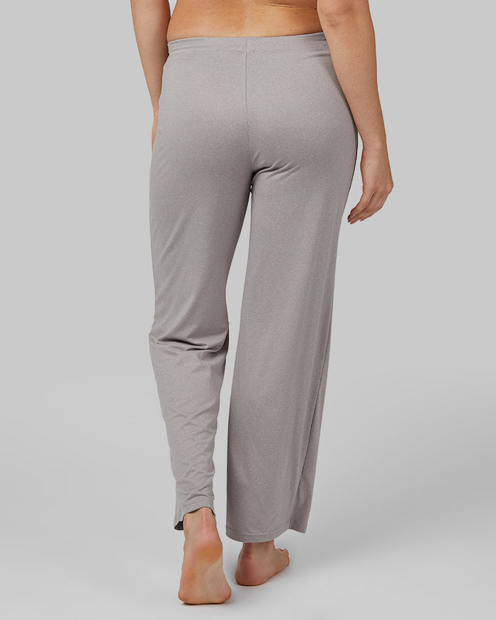 32 Degrees Ghost Grey Heather _ Women's Cool Sleep Pant {model: Evonique is 5'10 and size 6, wearing size S}{bottom}{right} {bottom}{right}