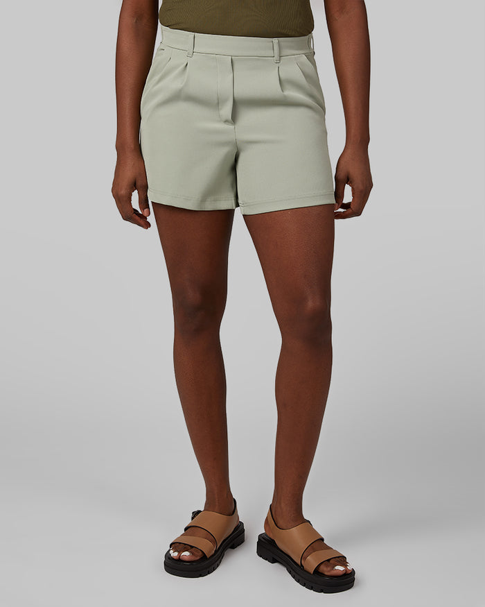32 Degrees Laurel Green _ Women's Pleated Pull-On short {model: Wemi is 5'10"and size 2-4 wearing size S}{bottom}{right} {bottom}{right}