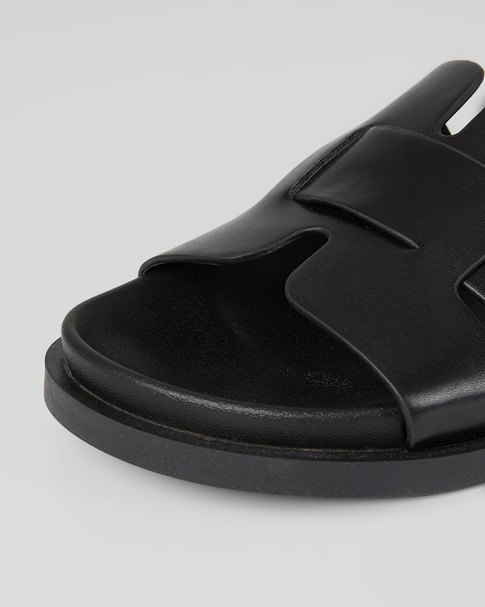 32 Degrees Black_ Women's H-Band Footbed sandals {bottom}{right}