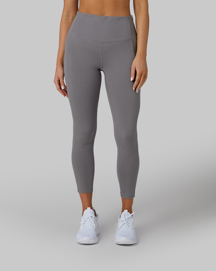 32 Degrees Steel Grey _ Women's High-Waist Active 7/8 Legging {model: Bruna is 5'7.5" and size 4, wearing size S}{bottom}{right}{bottom}{right}