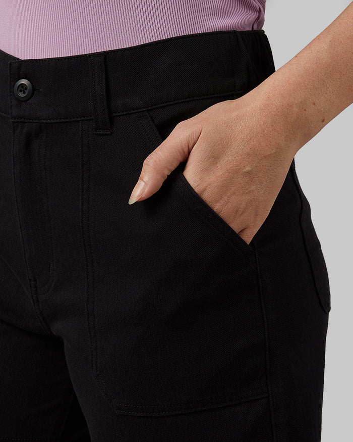 32 Degrees Black _ Women's Mini Knit Twill 5-Inch Short {model: Rayana is 5'9"and size 4-6 wearing size S}{bottom}{right} {bottom}{right}