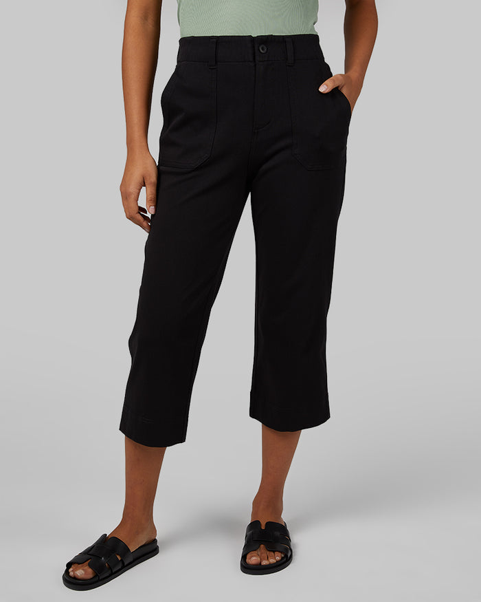 32 Degrees Black _ Women's Mini Knitted Twill Capri {model: Meli is 5'9"and size 4 wearing size S}{bottom}{right} {bottom}{right}