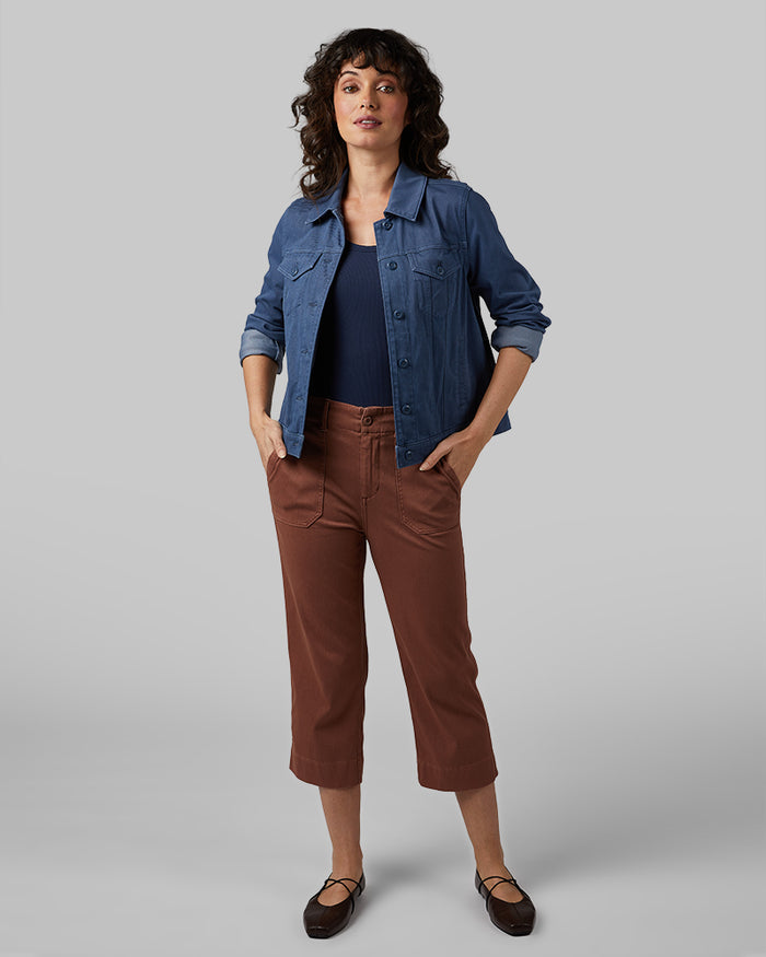 32 Degrees Myristica _ Women's Mini Knitted Twill Capri {model: Rayana is 5'9"and size 4-6 wearing size S}{bottom}{right} {bottom}{right}
