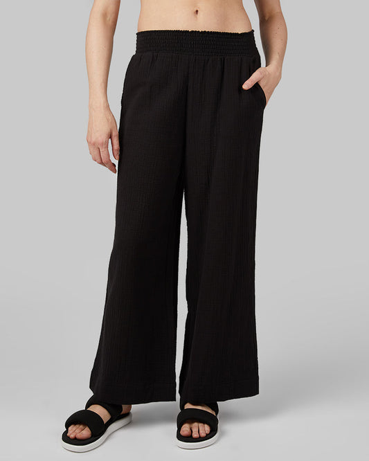 32 Degrees Black _ Women's soft Gauze Ankle Pant {model: Rachel is 5'9.5"and size 4 wearing size S}{bottom}{right} {bottom}{right}