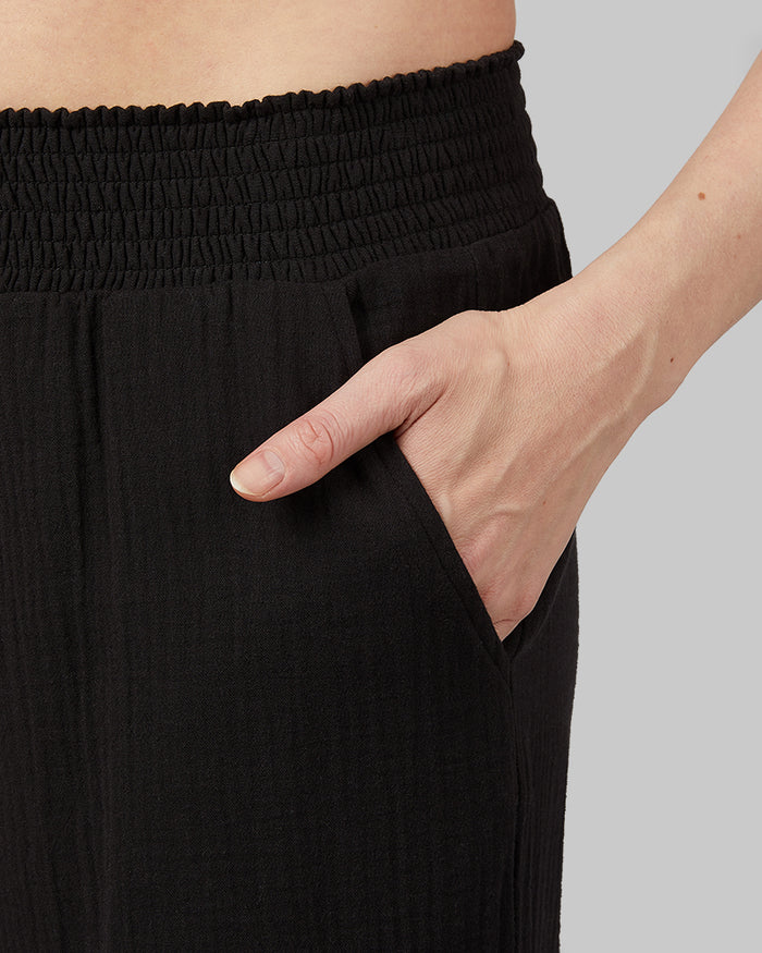 32 Degrees Black _ Women's soft Gauze Ankle Pant {model: Rachel is 5'9.5"and size 4 wearing size S}{bottom}{right} {bottom}{right}