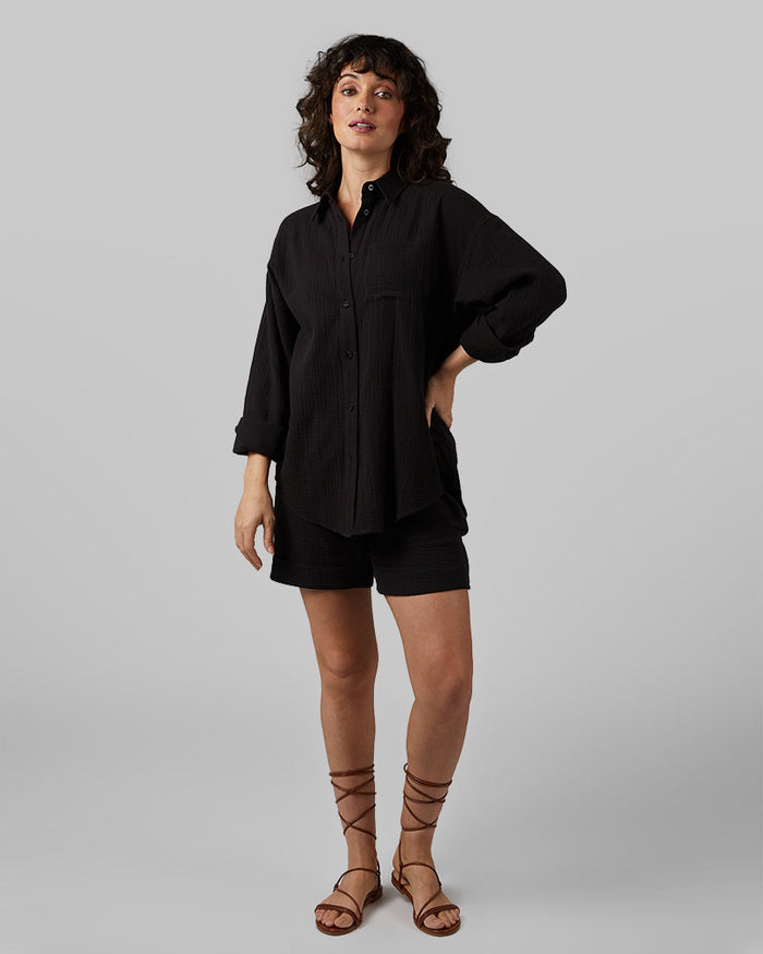 32 Degrees Black _ Women's Soft Gauze Short {model: Rayana is 5'9"and size 4-6 wearing size S}{bottom}{right} {bottom}{right}