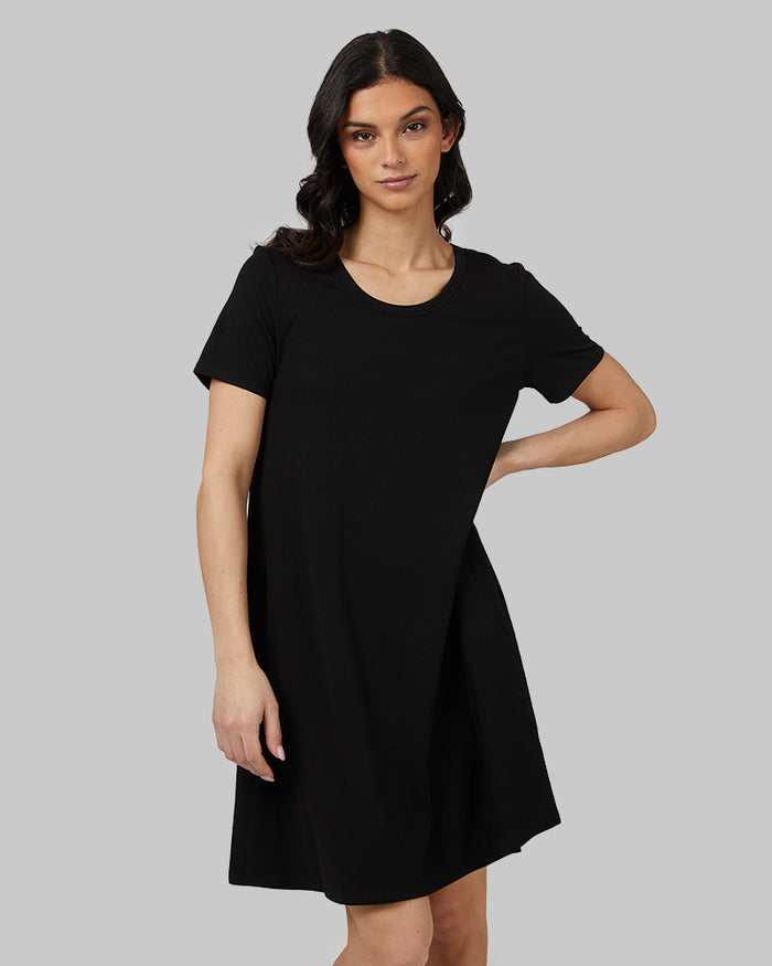 32 Degrees Black _ Women's soft Knit Pocket Dress {model: Rowena is 5'8"and size 4 wearing size S}{bottom}{right} {bottom}{right}