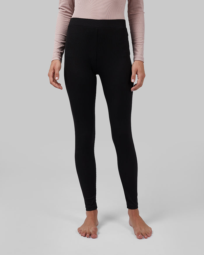 32 Degrees Black _ Women's Soft Rib Legging {model: Katie is 5'10", wearing size S}{bottom}{right} {bottom}{right}