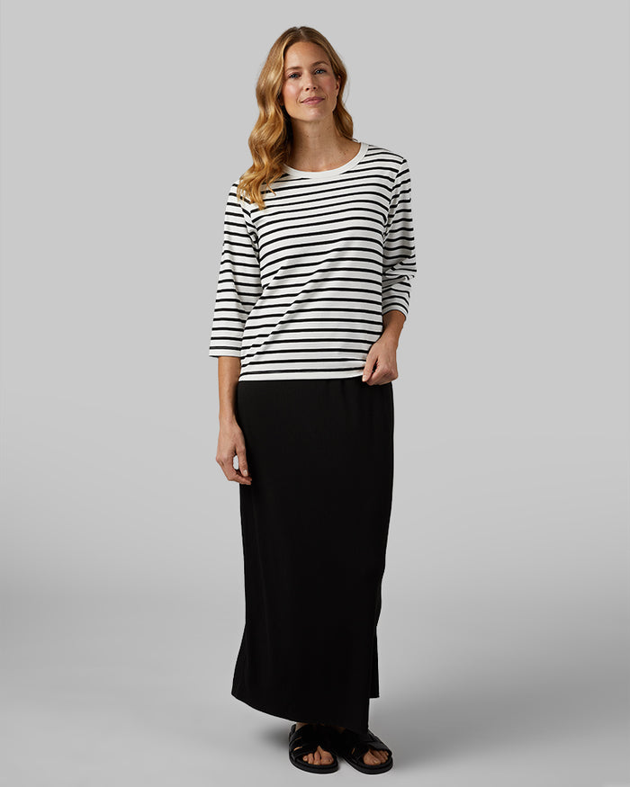 32 Degrees Black _ Women's Soft Rib Maxi Skirt {model: Sandrine is 5'9"and size 4 wearing size S}{bottom}{right} {bottom}{right}
