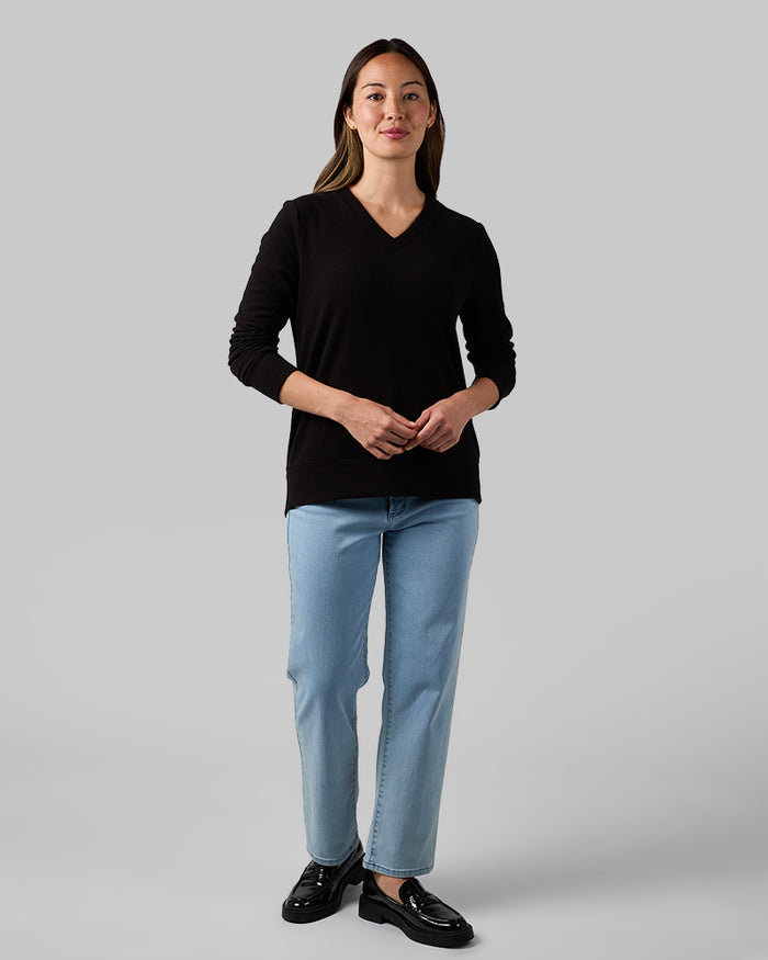 32 Degrees Black _ Women's soft sweater Knit Vneck Top {model: Selina is 5'7"and size 4 wearing size S}{bottom}{right} {bottom}{right}