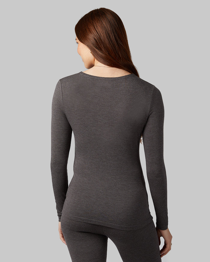 32 Degrees Charcoal Heather _ Women's Midweight Baselayer scoop Top {model: Izzy is 5'9"and size 4 wearing size S}{bottom}{right} {bottom}{right}