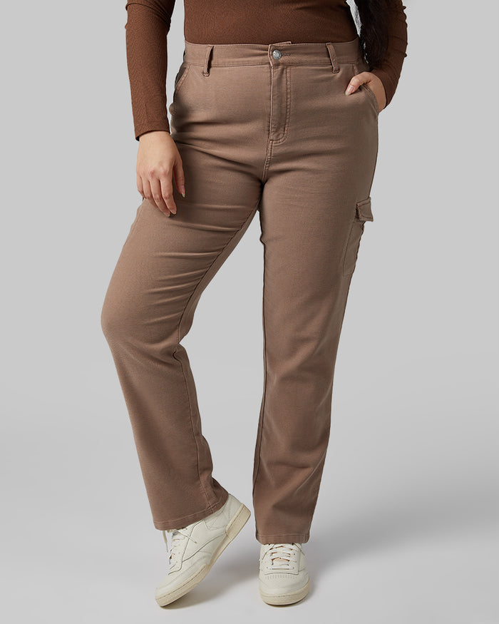 32 Degrees Iron _ Women's stretch Comfort Terry Cargo Jean {model: Kristen is 5'7"and size 14 wearing size L}{bottom}{right} {bottom}{right}