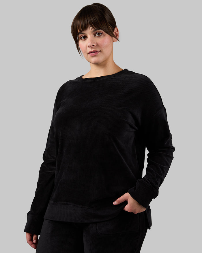 32 Degrees Black _ Women's Velour Luxe Rib Crew Top {model: Avery is 5'5"and size 12 wearing size L}{bottom}{right} {bottom}{right}
