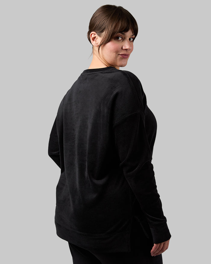 32 Degrees Black _ Women's Velour Luxe Rib Crew Top {model: Avery is 5'5"and size 12 wearing size L}{bottom}{right} {bottom}{right}