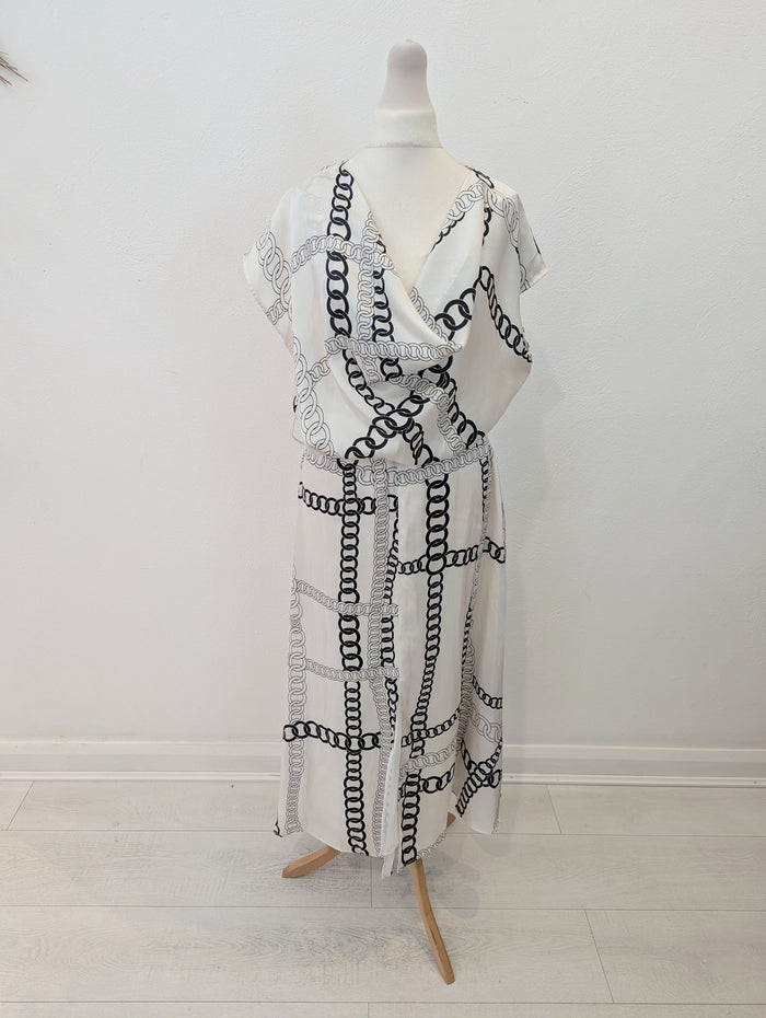 Zara white chain print dress M